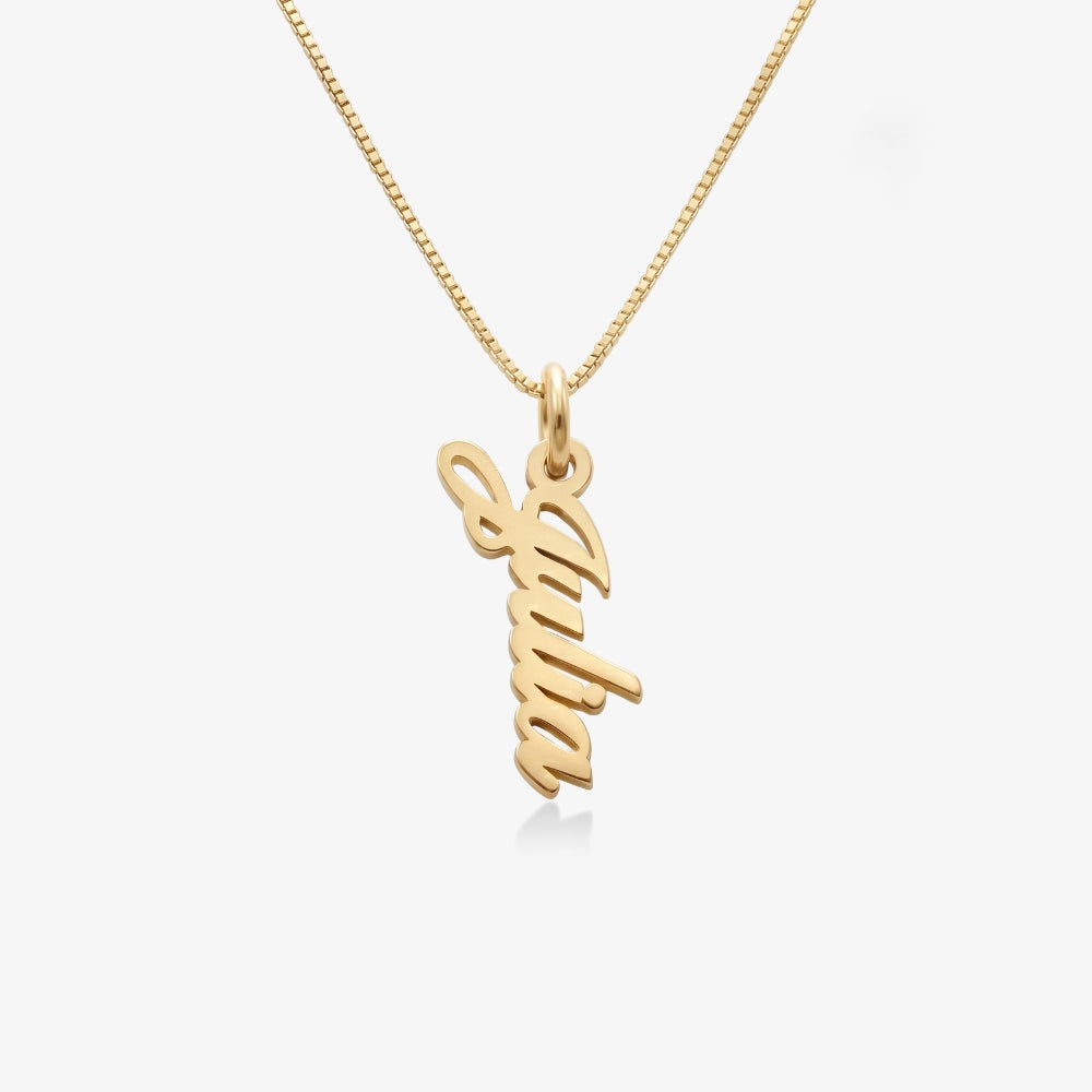 Halsband med Vertikala Namnhänge