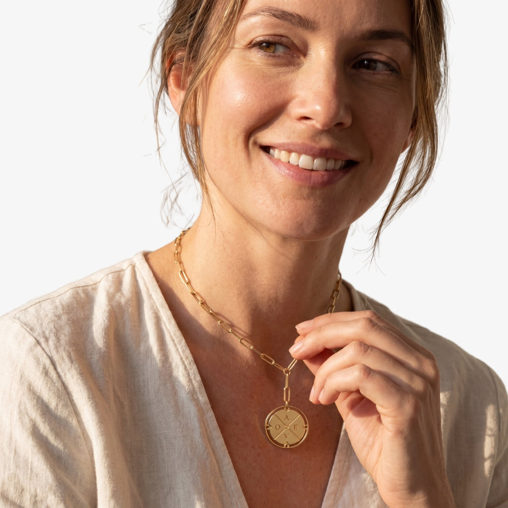 Graverat Kompass Halsband