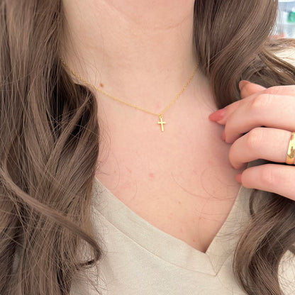Classic Cross Necklace - Claritas Store