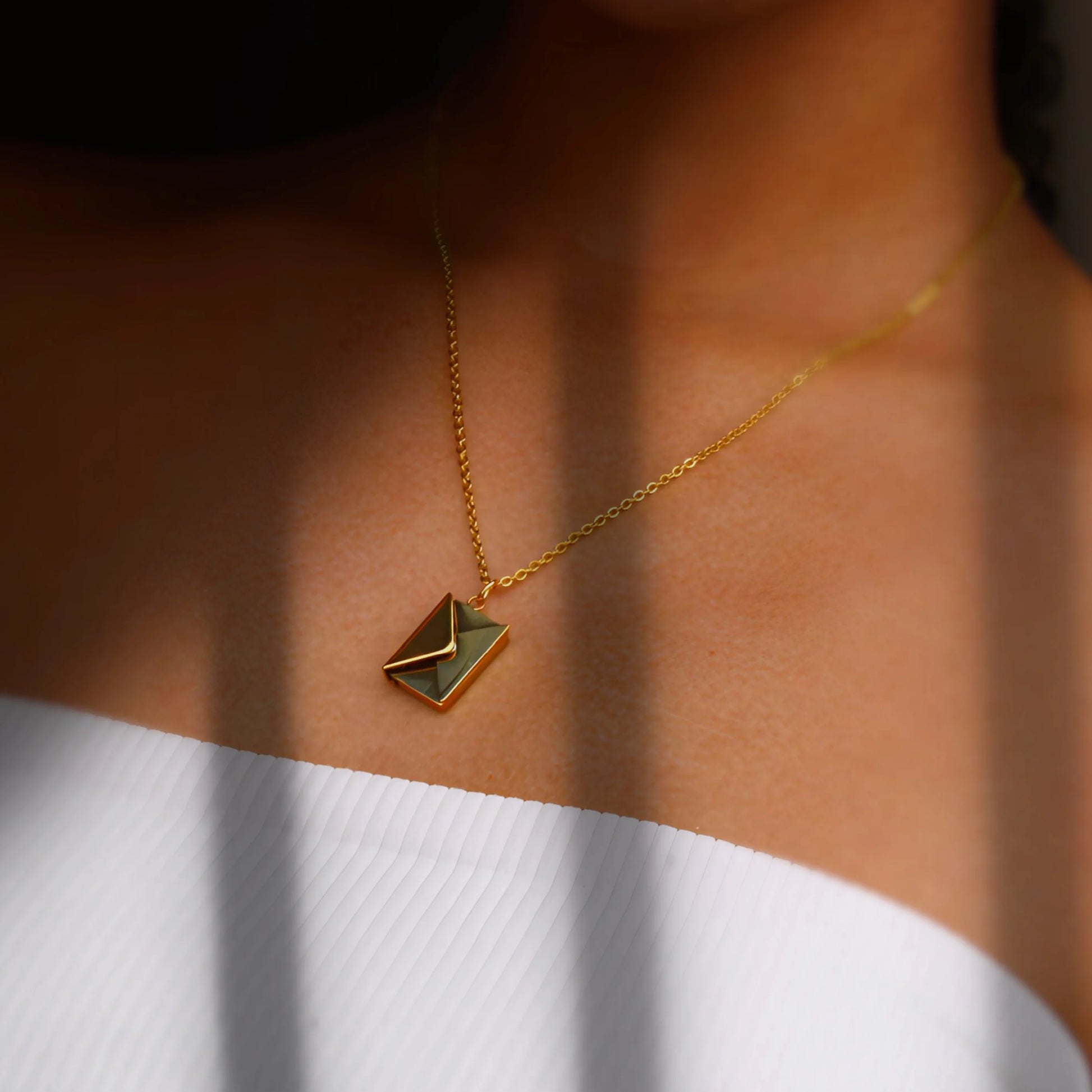 Love Letter Necklace - Claritas Store