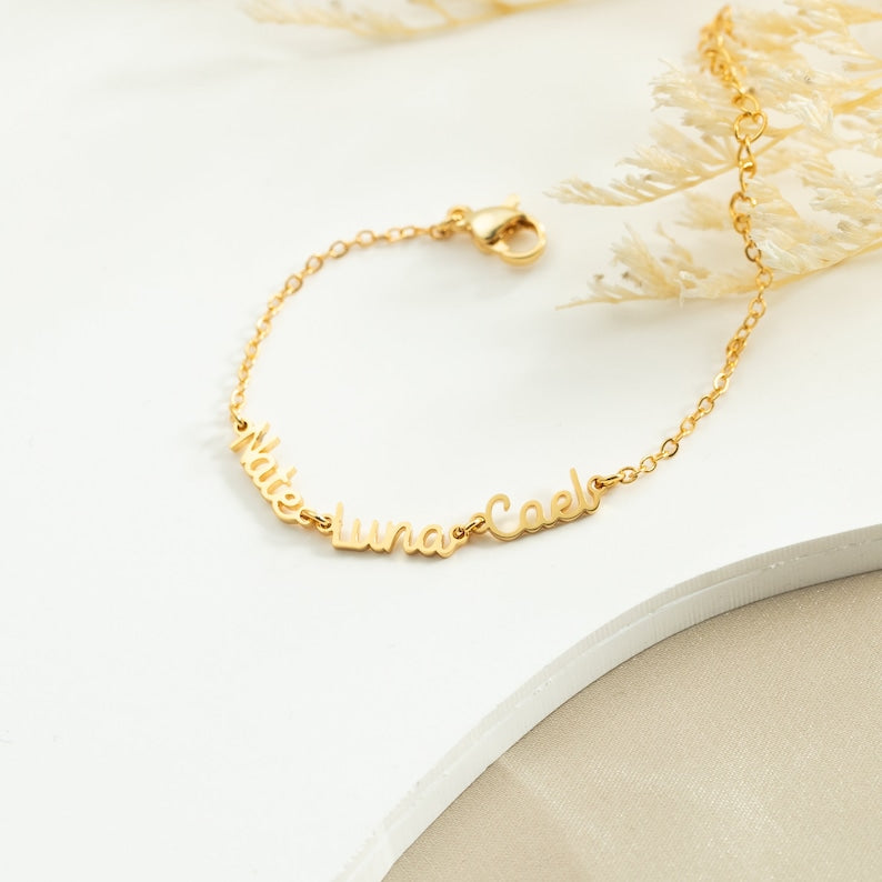 Multiple Name Bracelet - Claritas Store