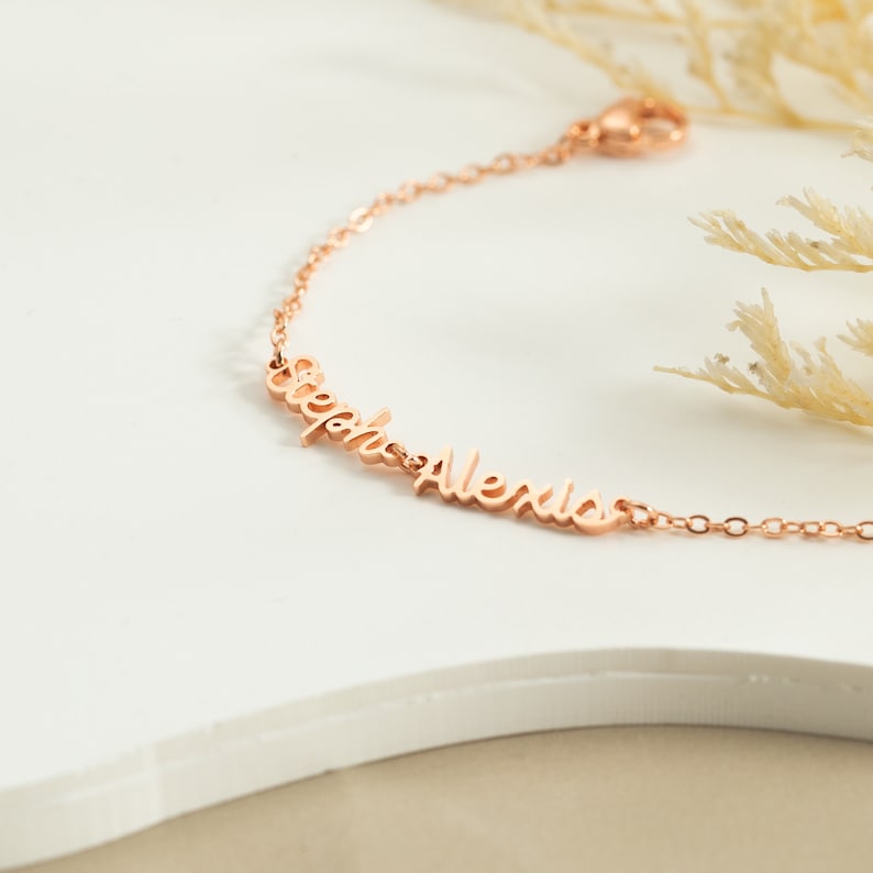 Multiple Name Bracelet - Claritas Store