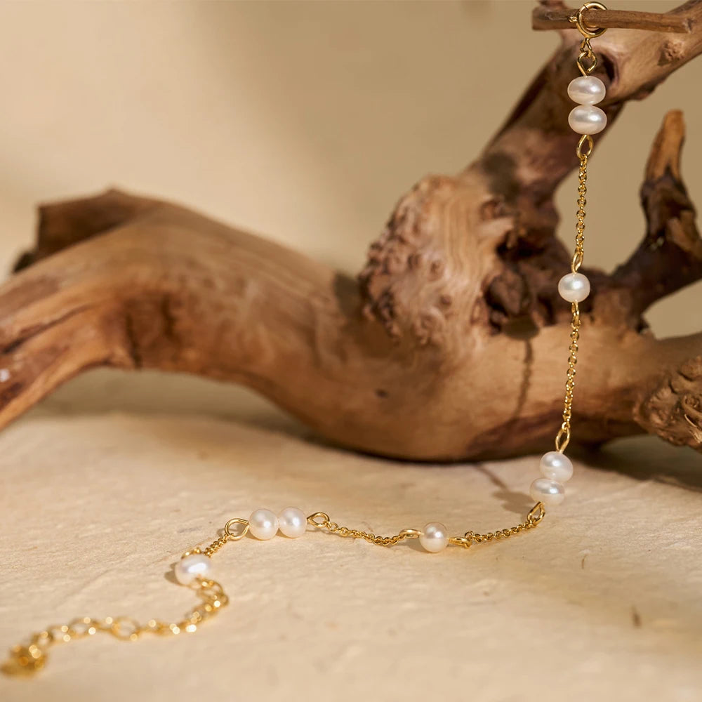 Luna Pearl Bracelet