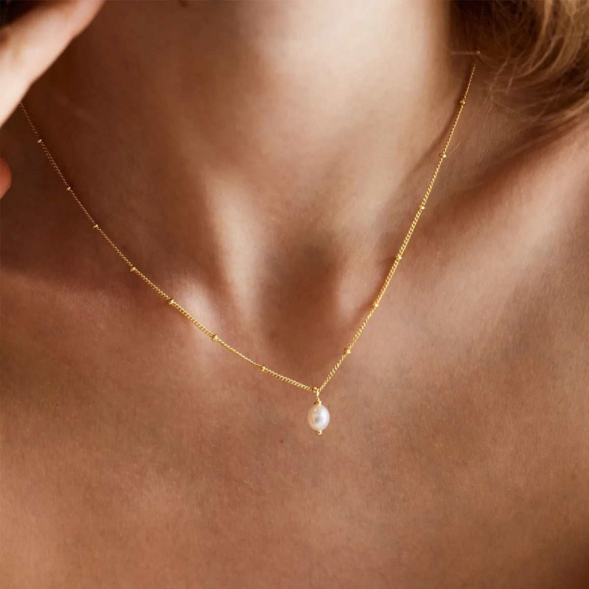Luna Single Pearl Necklace