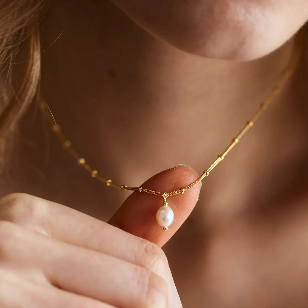 Luna Single Pearl Necklace