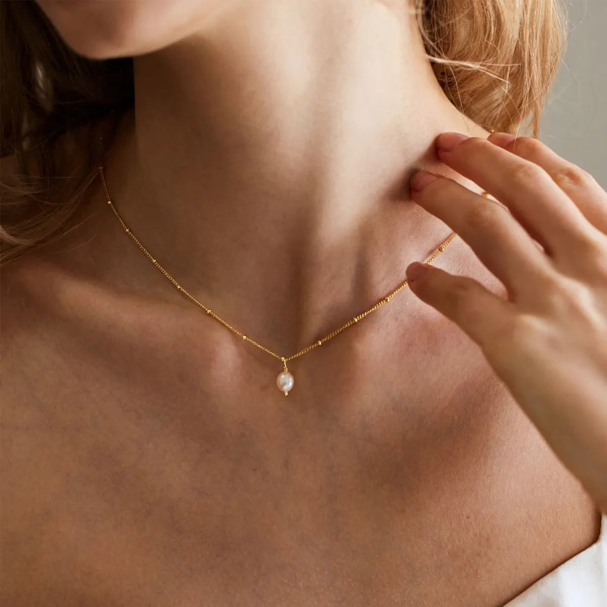 Luna Single Pearl Necklace