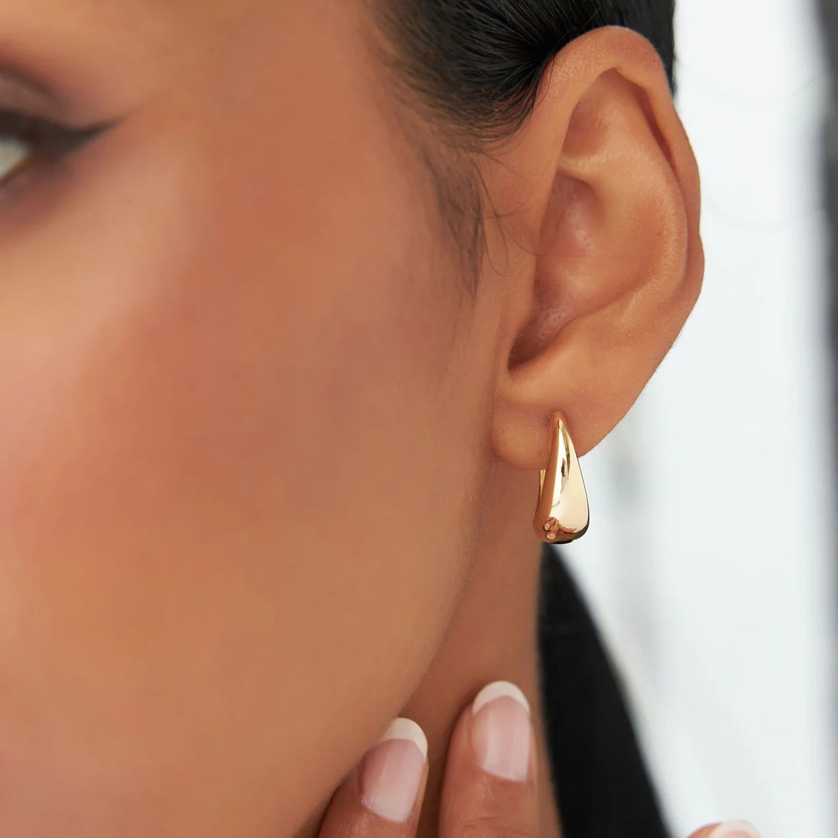 The Teardrop Hoops - Claritas Store
