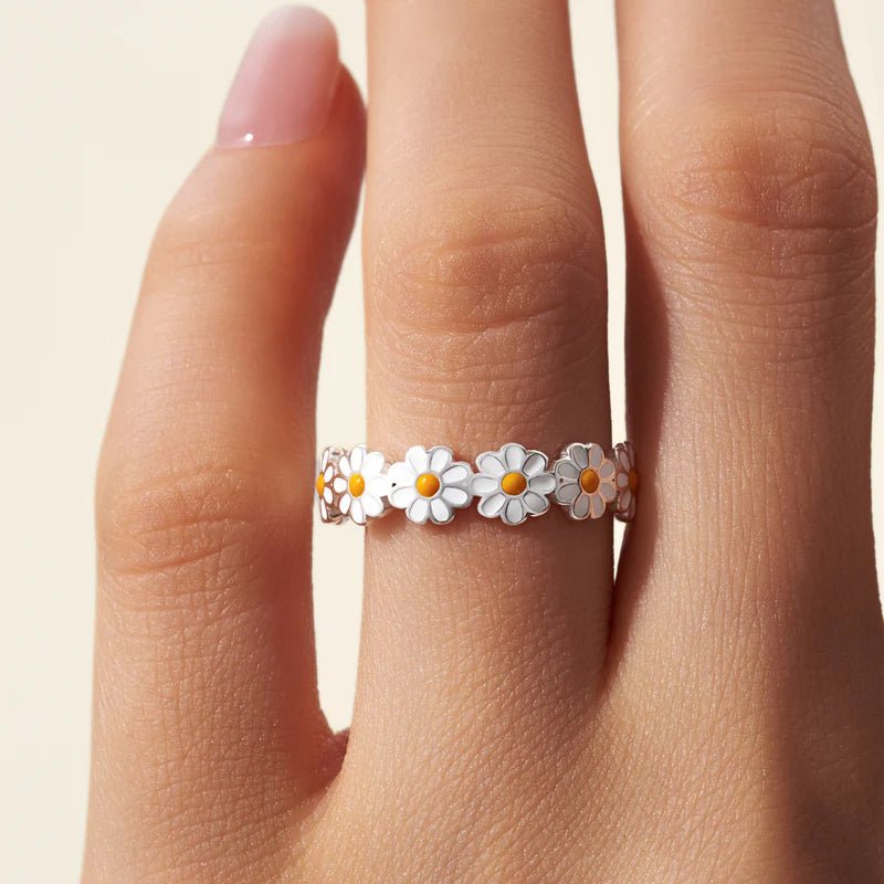 Daisy Ring - Claritas Store