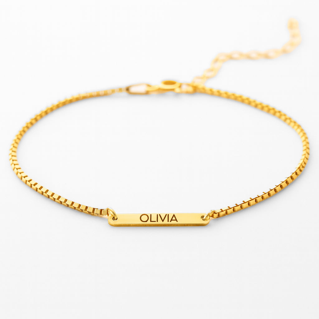 Engraved Bar Bracelet - Claritas Store