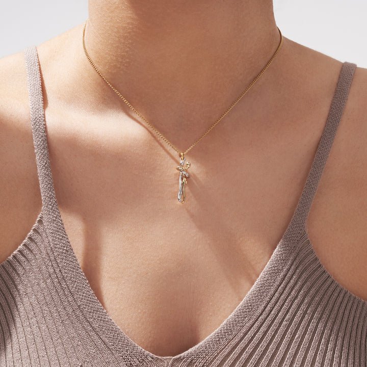 Gold Hug Necklace - Claritas Jewelry