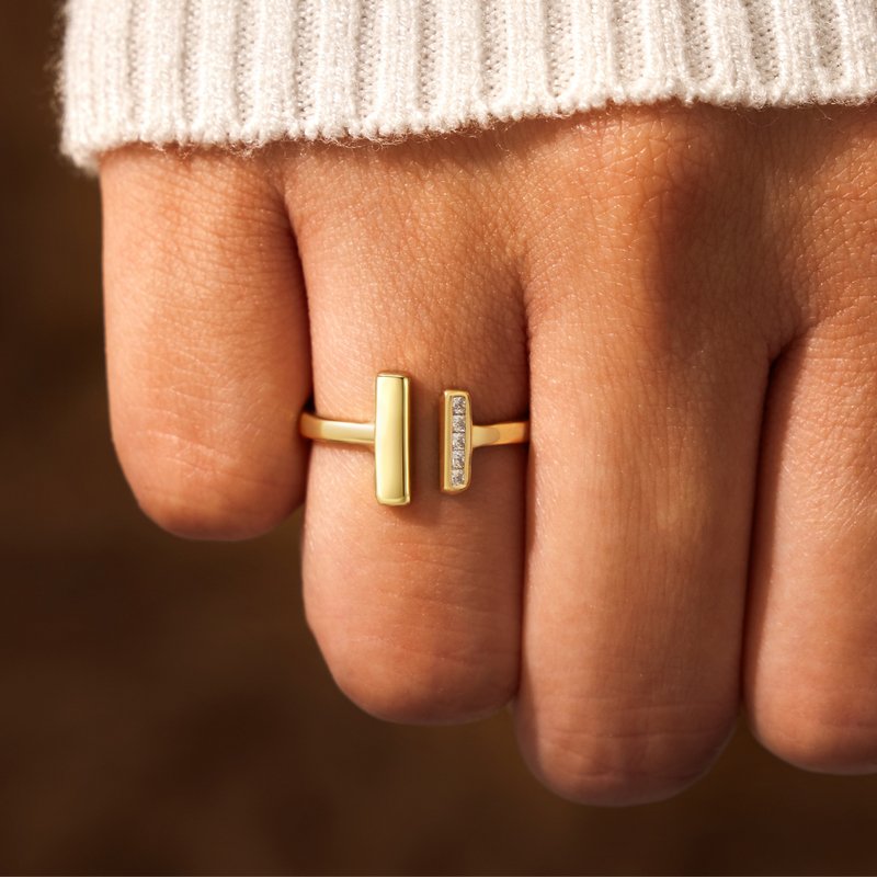 Gold Thick & Thin Ring - Claritas Jewelry