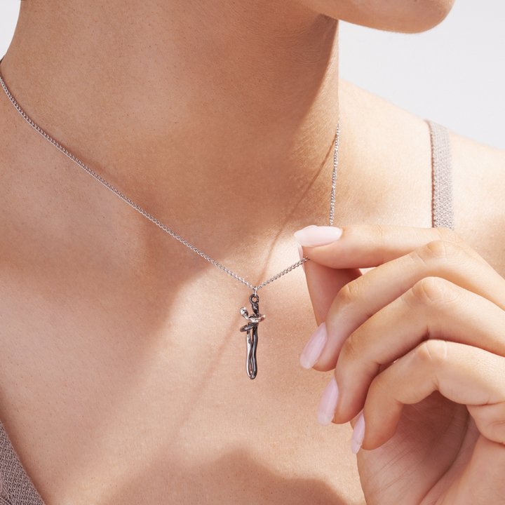 Hug Necklace - Claritas Jewelry