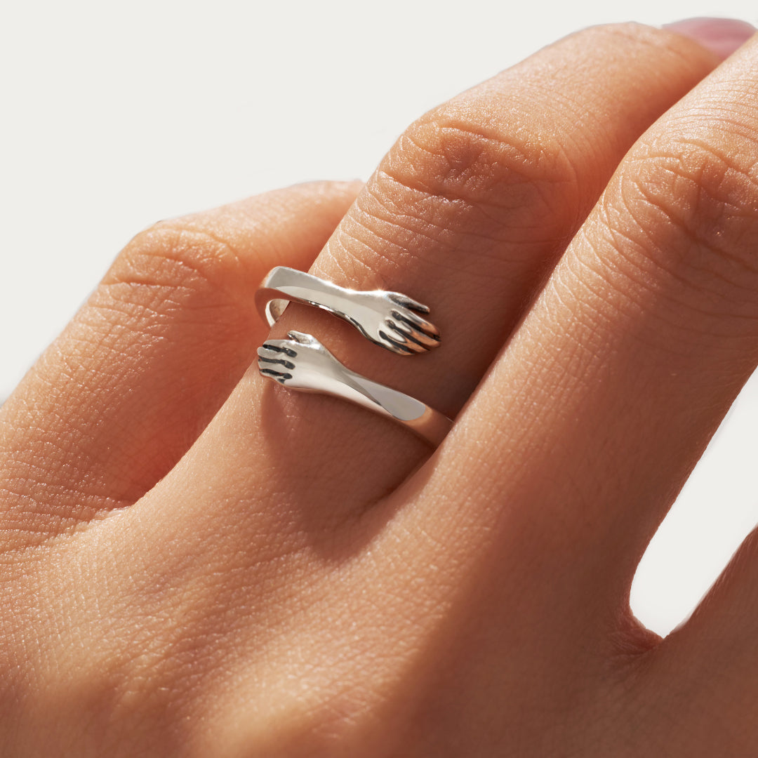 Silver Hug Ring - Claritas Store